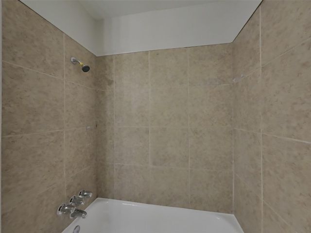 411 E Carby Road, Houston, TX 77037