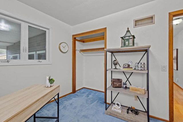 700 Kenwood Circle, Verona, WI 53593
