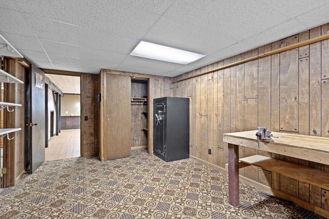 700 Kenwood Circle, Verona, WI 53593