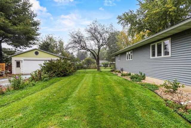 700 Kenwood Circle, Verona, WI 53593