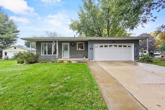 700 Kenwood Circle, Verona, WI 53593