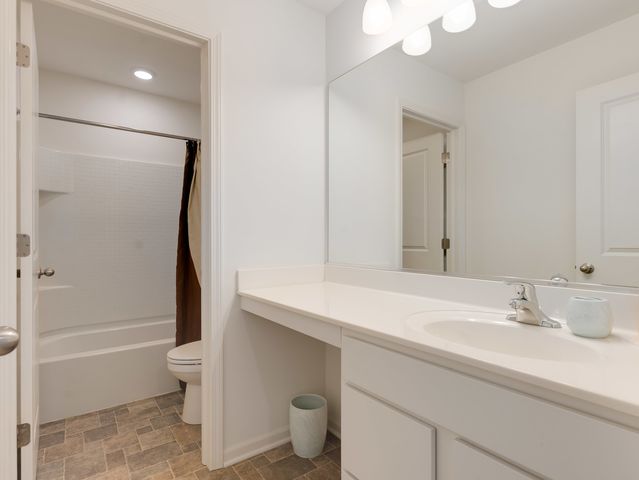 3732 Flynn Street, Mchenry, IL 60050