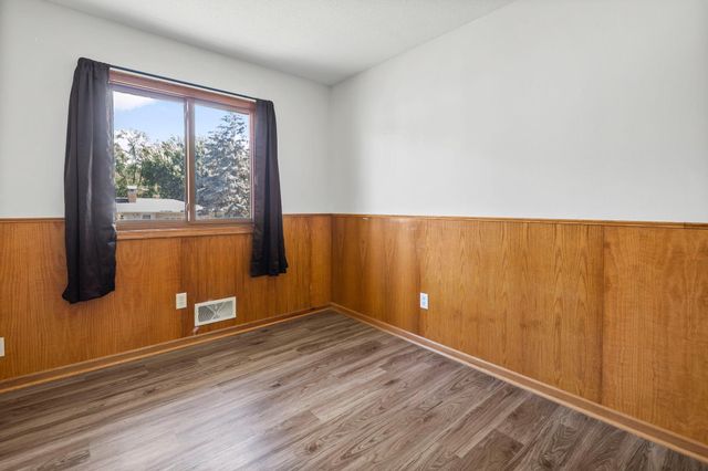 2090 Carnelian Lane, Eagan, MN 55122