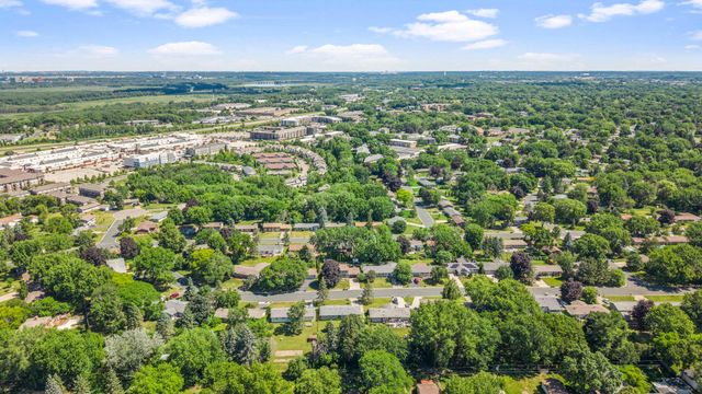2090 Carnelian Lane, Eagan, MN 55122
