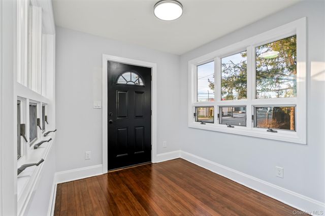 602 Clocks Boulevard, Massapequa, NY 11758