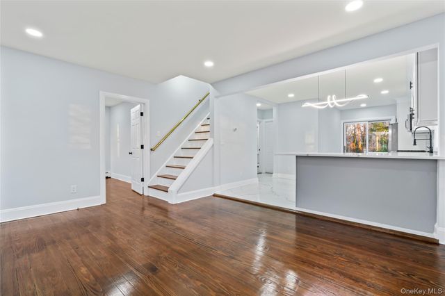 602 Clocks Boulevard, Massapequa, NY 11758