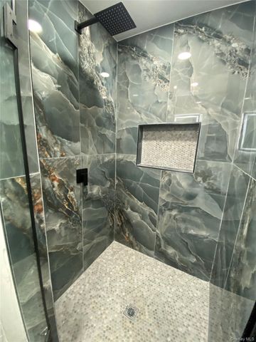 602 Clocks Boulevard, Massapequa, NY 11758