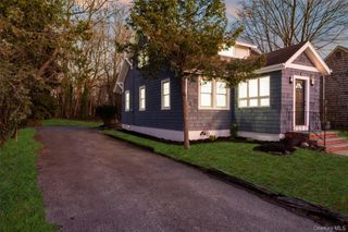 602 Clocks Boulevard, Massapequa, NY 11758