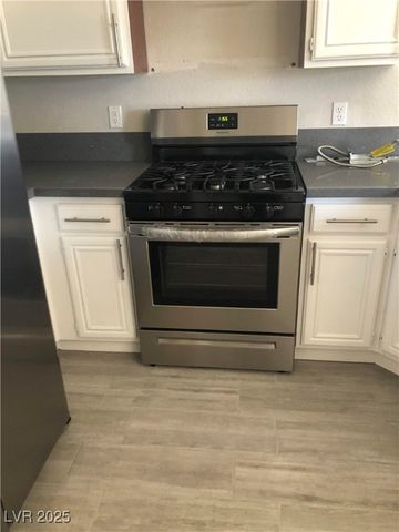 10245 South Maryland Parkway 2193, Las Vegas, NV 89183