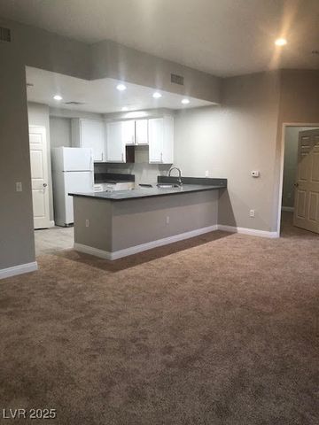 10245 South Maryland Parkway 2193, Las Vegas, NV 89183