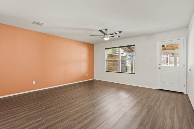 5652 Mcclelland Street, Forney, TX 75126