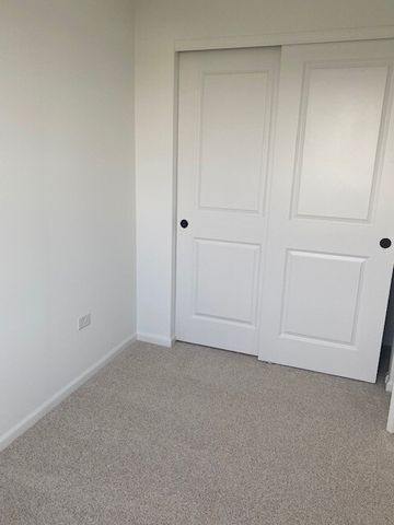 4515 Chelsea Manor Circle 4515, Aurora, IL 60504