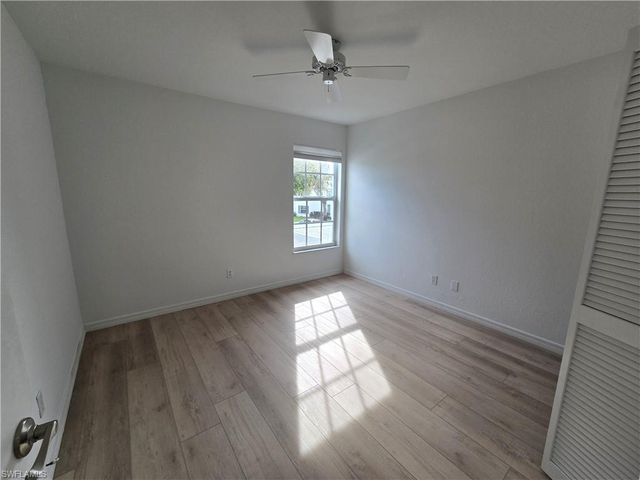 859 Tanbark DR 204, Naples, FL 34108