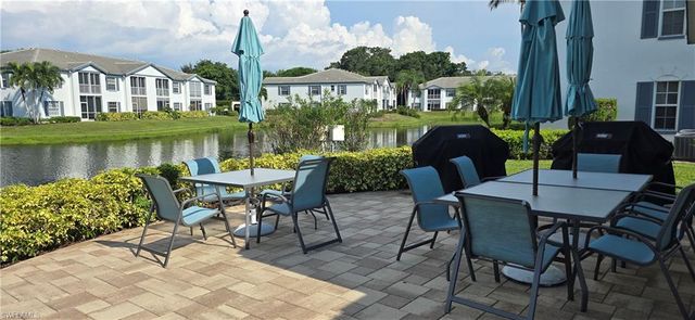 859 Tanbark DR 204, Naples, FL 34108