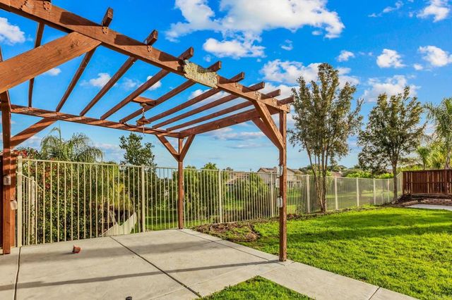 33906 Wagon Train Drive, Wildomar, CA 92595