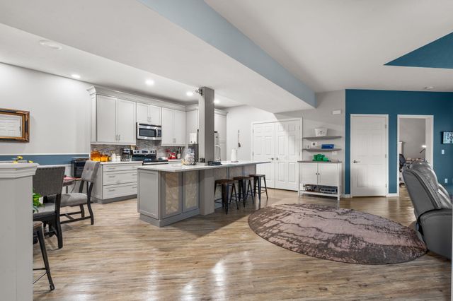 123 Oak Drive 6, Branson, MO 65616