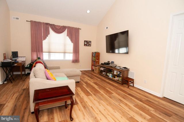 29 COPERNICUS CT, Cranbury, NJ 08512