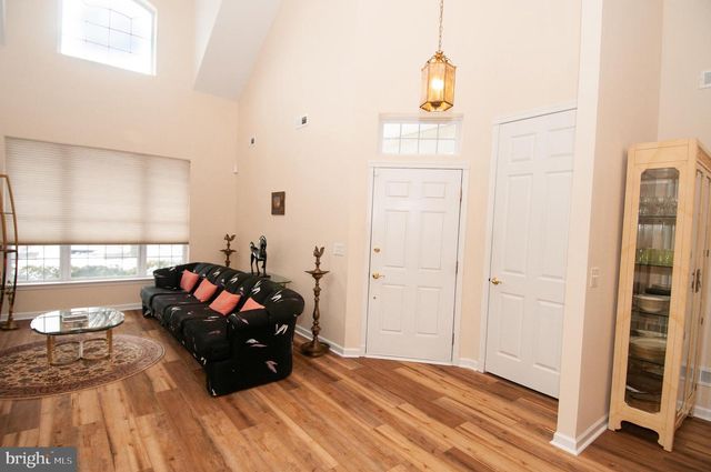 29 COPERNICUS CT, Cranbury, NJ 08512