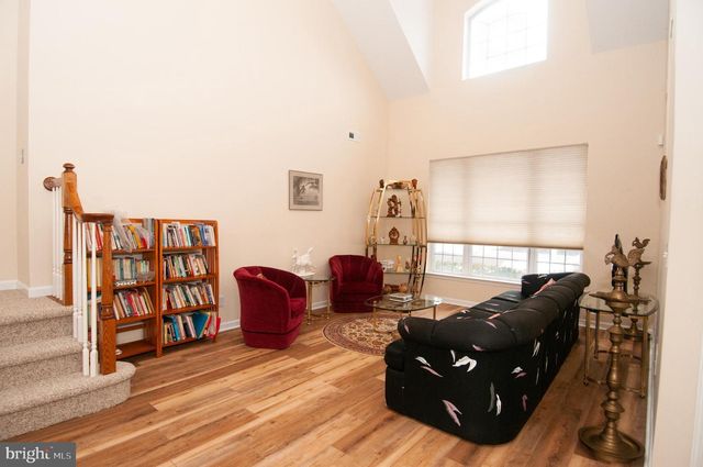 29 COPERNICUS CT, Cranbury, NJ 08512