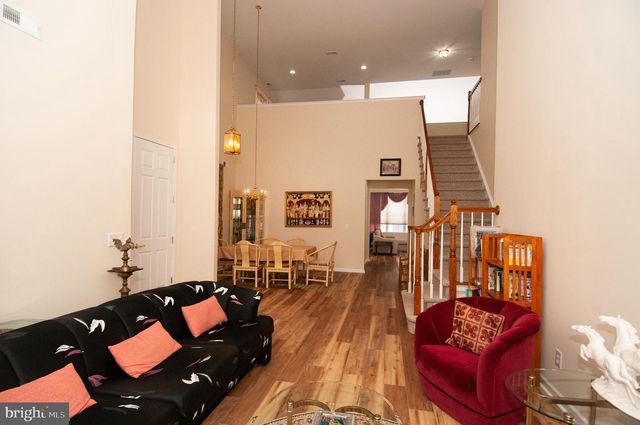 29 COPERNICUS CT, Cranbury, NJ 08512