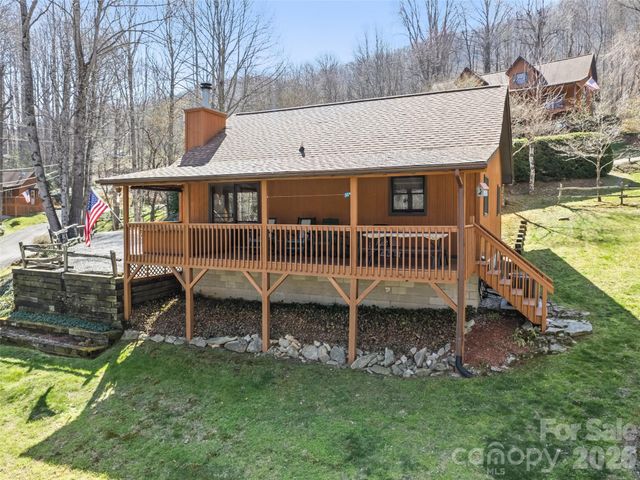 89 Stump Lane, Maggie Valley, NC 28751