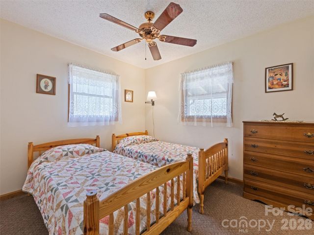 89 Stump Lane, Maggie Valley, NC 28751