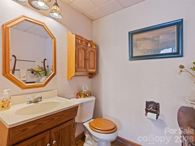 89 Stump Lane, Maggie Valley, NC 28751