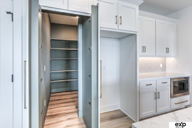 28574 Jessie Circle, Valley, NE 68064