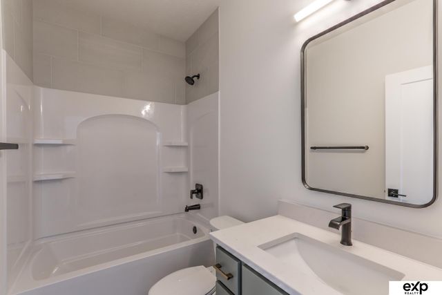 28574 Jessie Circle, Valley, NE 68064