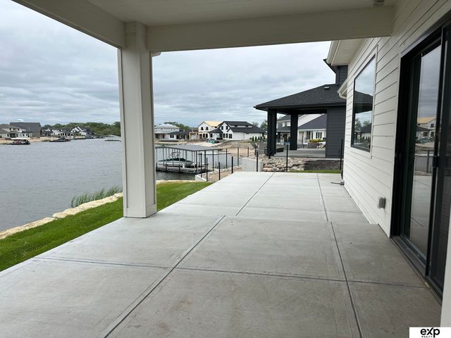 28574 Jessie Circle, Valley, NE 68064