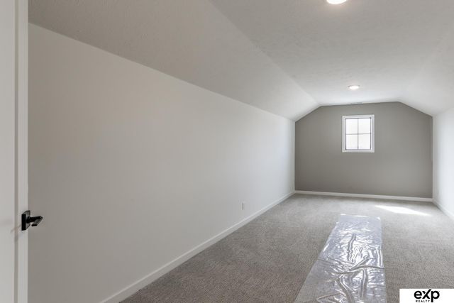 28574 Jessie Circle, Valley, NE 68064