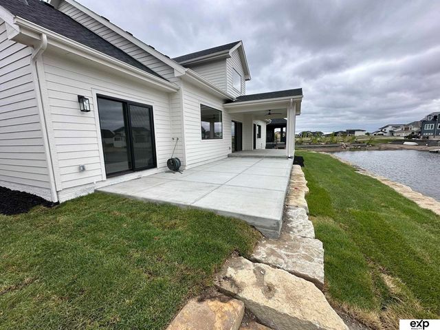 28574 Jessie Circle, Valley, NE 68064