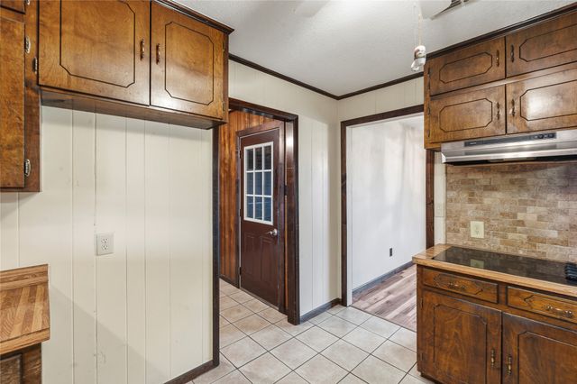 430 County Road 3311, Sulphur Springs, TX 75482