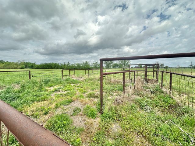 430 County Road 3311, Sulphur Springs, TX 75482