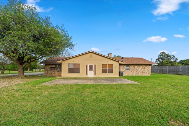 430 County Road 3311, Sulphur Springs, TX 75482