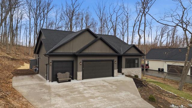W433 Helen LANE, Campbellsport, WI 53010