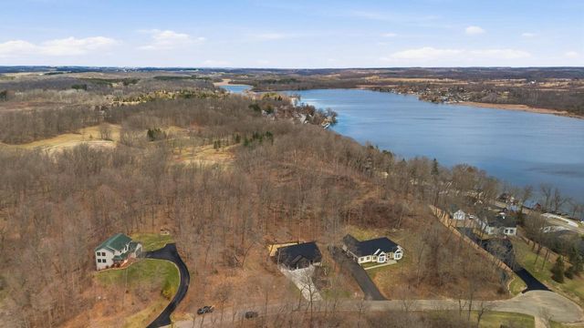 W433 Helen LANE, Campbellsport, WI 53010