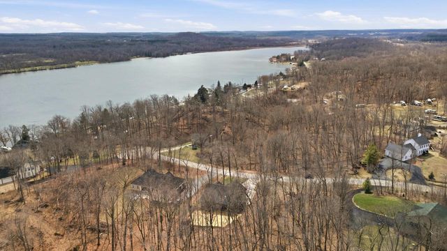 W433 Helen LANE, Campbellsport, WI 53010