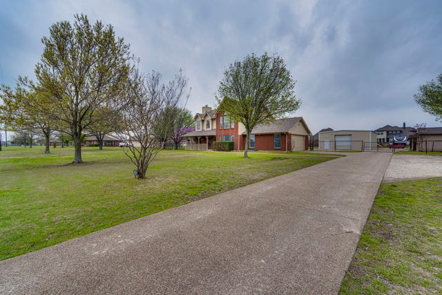 5408 Shallow Creek Drive, Midlothian, TX 76065