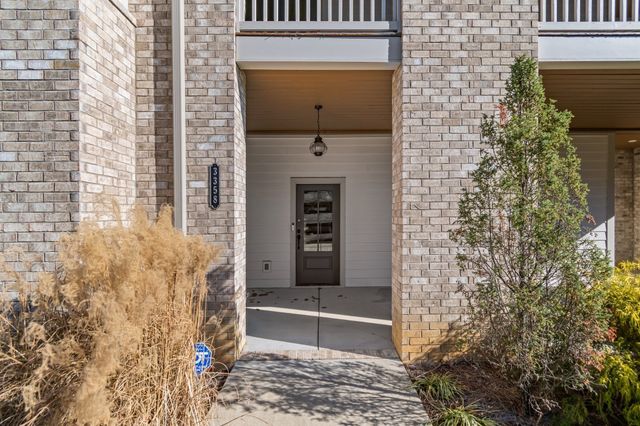 3358 Acklen Ave, Nashville, TN 37212