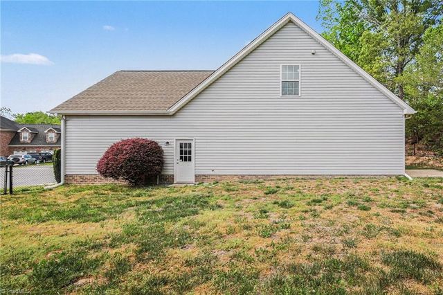 496 Quick Silver Drive, Winston-salem, NC 27127