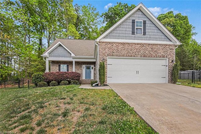496 Quick Silver Drive, Winston-salem, NC 27127