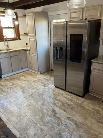 891 Amwell Rd, Hillsborough Twp., NJ 08844