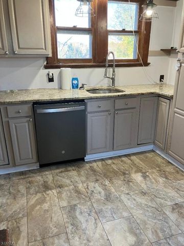 891 Amwell Rd, Hillsborough Twp., NJ 08844