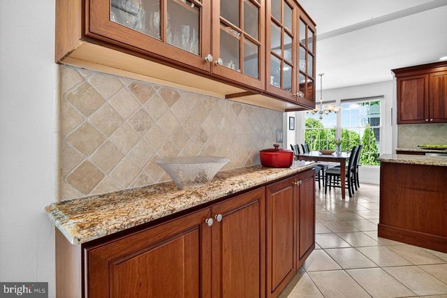 92 BRADFORD LANE, Plainsboro, NJ 08536