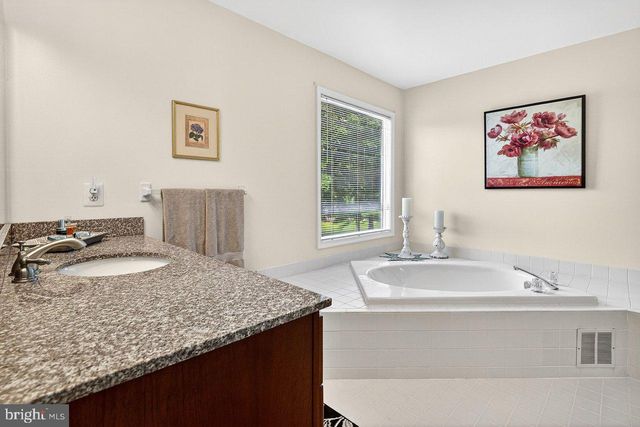 92 BRADFORD LANE, Plainsboro, NJ 08536