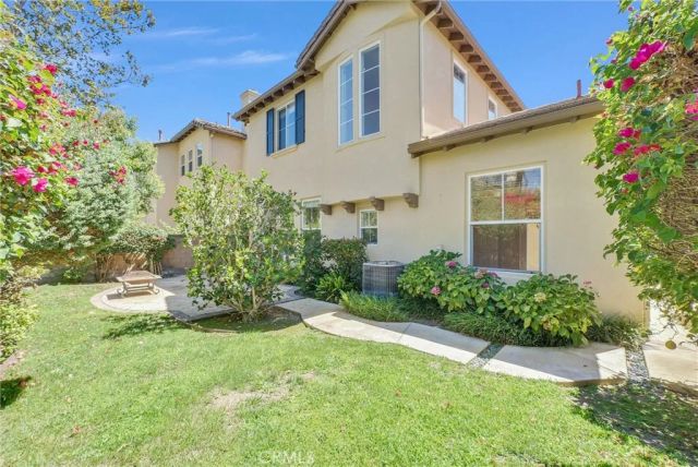 23 Carpenteria, Irvine, CA 92602