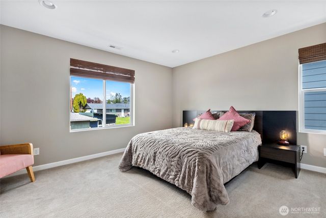 8003 16th Street SE, Lake Stevens, WA 98258
