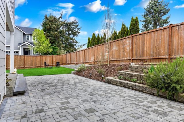 8003 16th Street SE, Lake Stevens, WA 98258