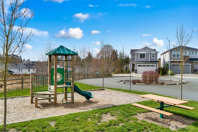 8003 16th Street SE, Lake Stevens, WA 98258